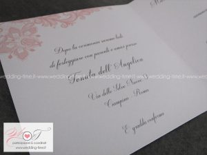 partecipazione matrimonio grafica elegante con pizzo rosa cipria