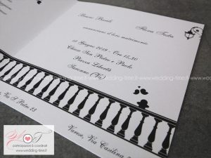 partecipazione matrimonio romantica con grafica di sposi a Parigi con tour eiffel sullo sfondo